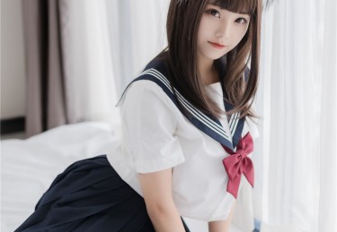 91chigua独家追踪：捕捉明星私会时那句低语，犹如暗夜中绽放的柔情花朵